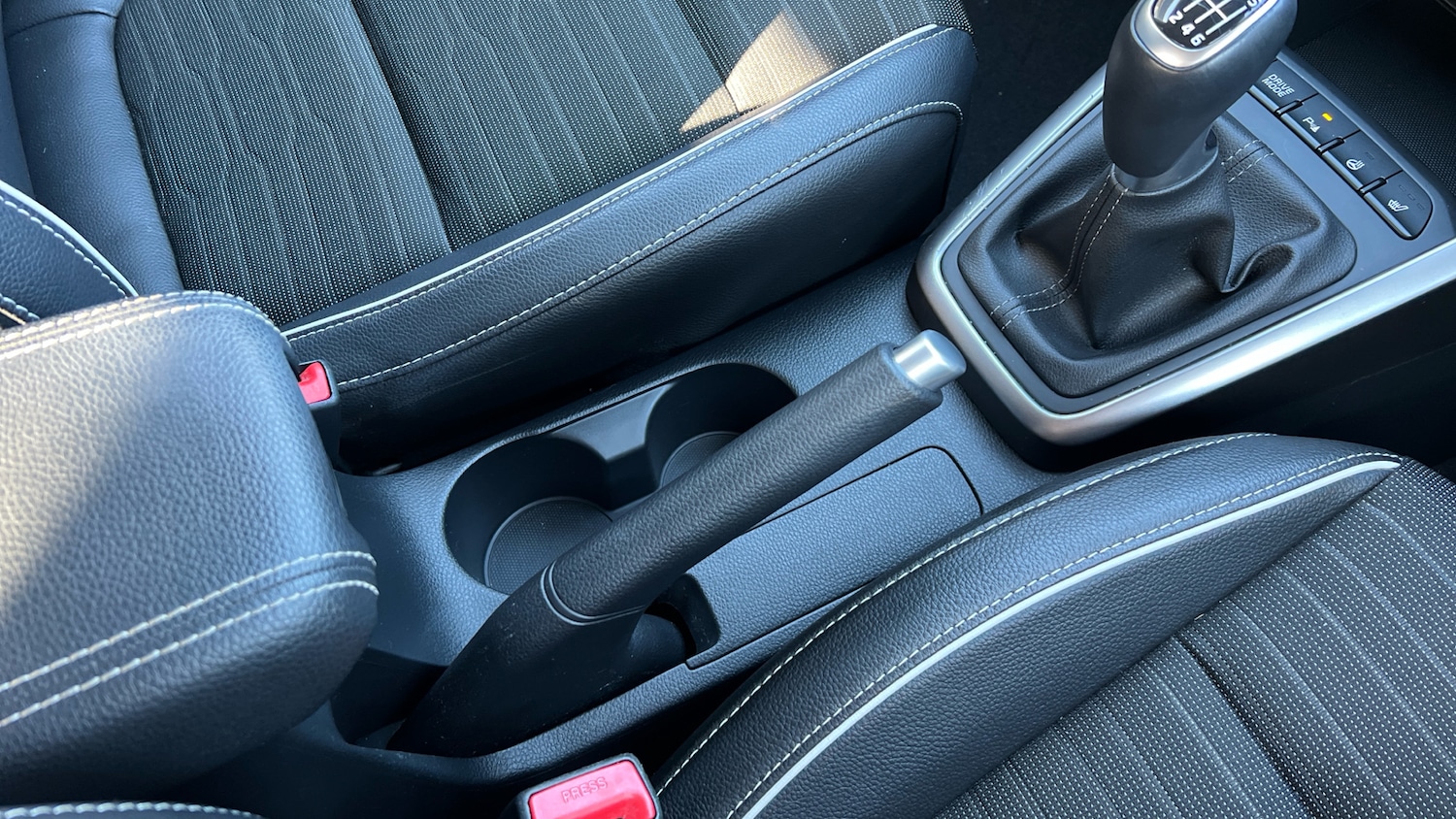 Used Kia Stonic 2023 for sale - 77409359: Photo 43