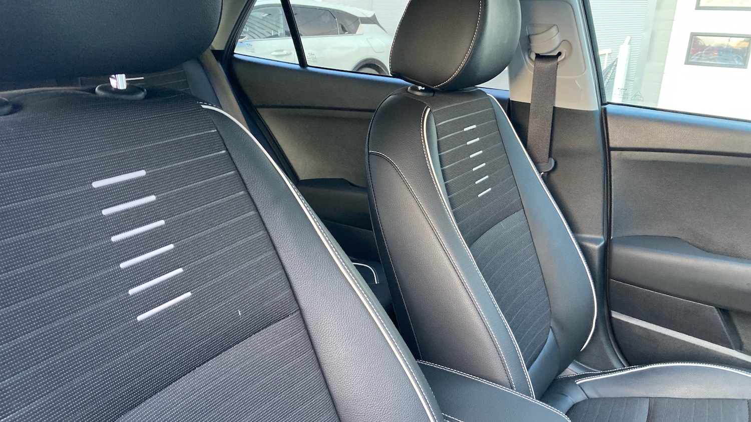 Used Kia Rio 2023 for sale - 77732297: Photo 25