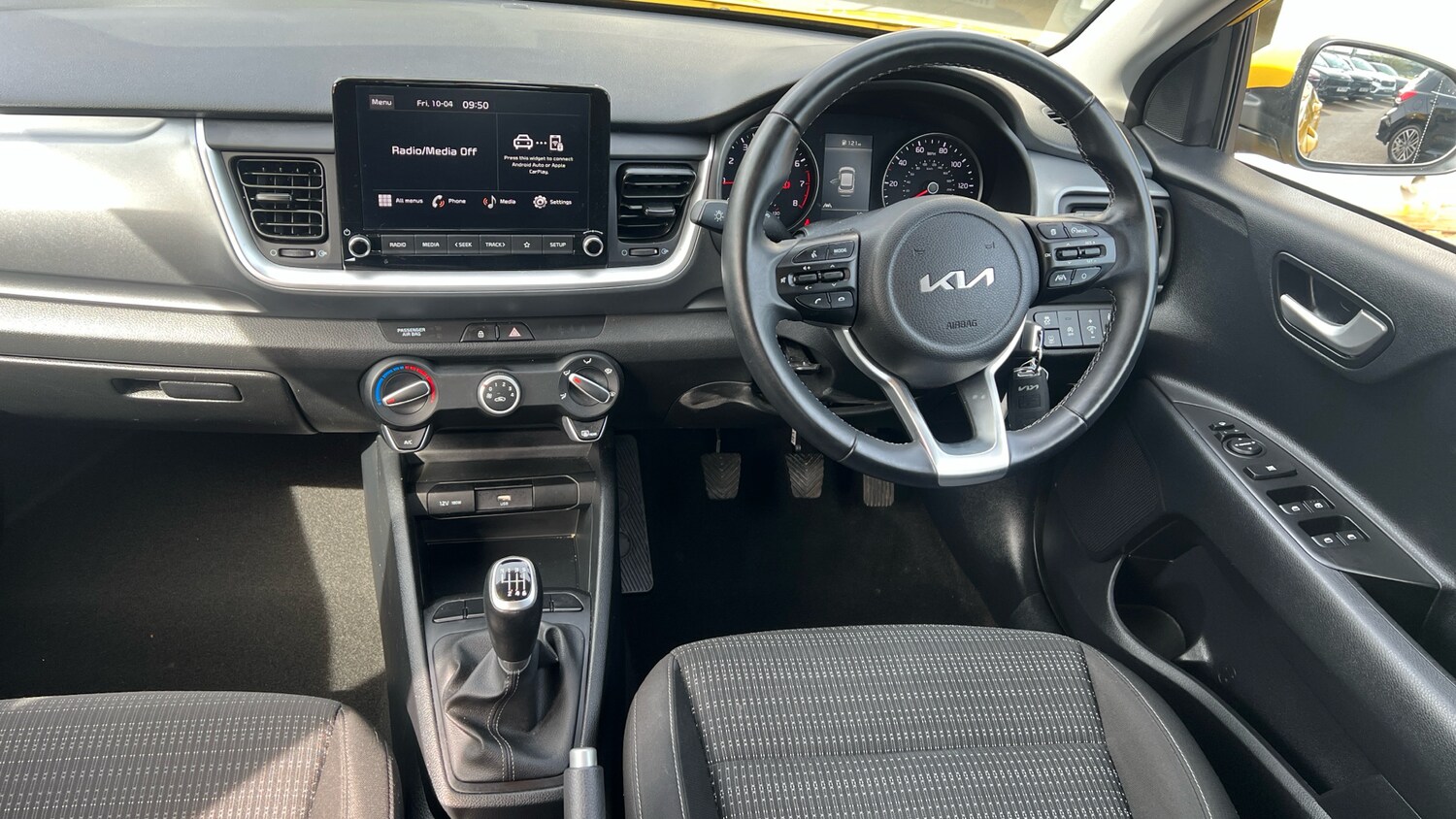 Used Kia Stonic 2023 for sale - 78210681: Photo 10