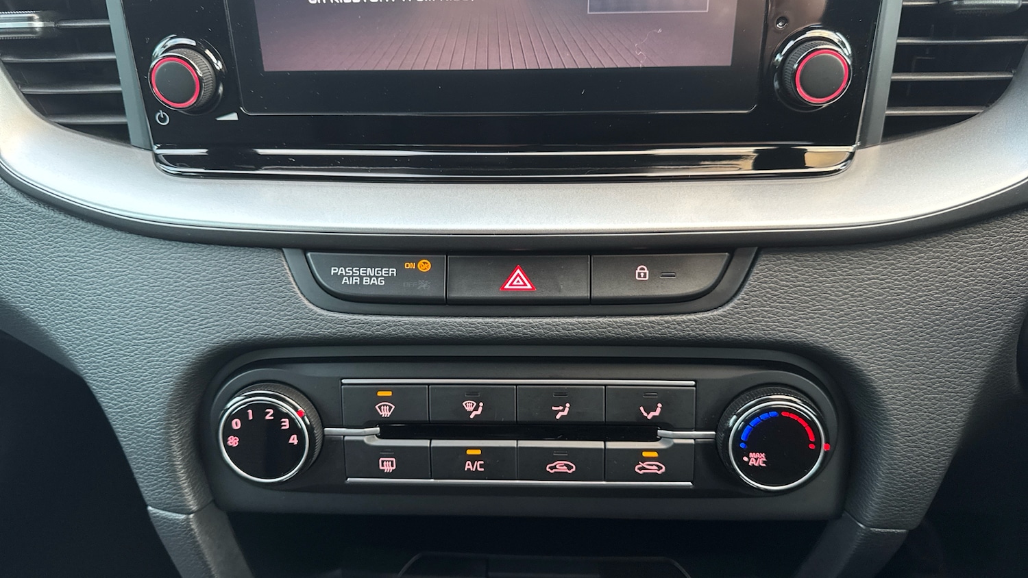 Used Kia XCeed 2023 for sale - 76684727: Photo 29