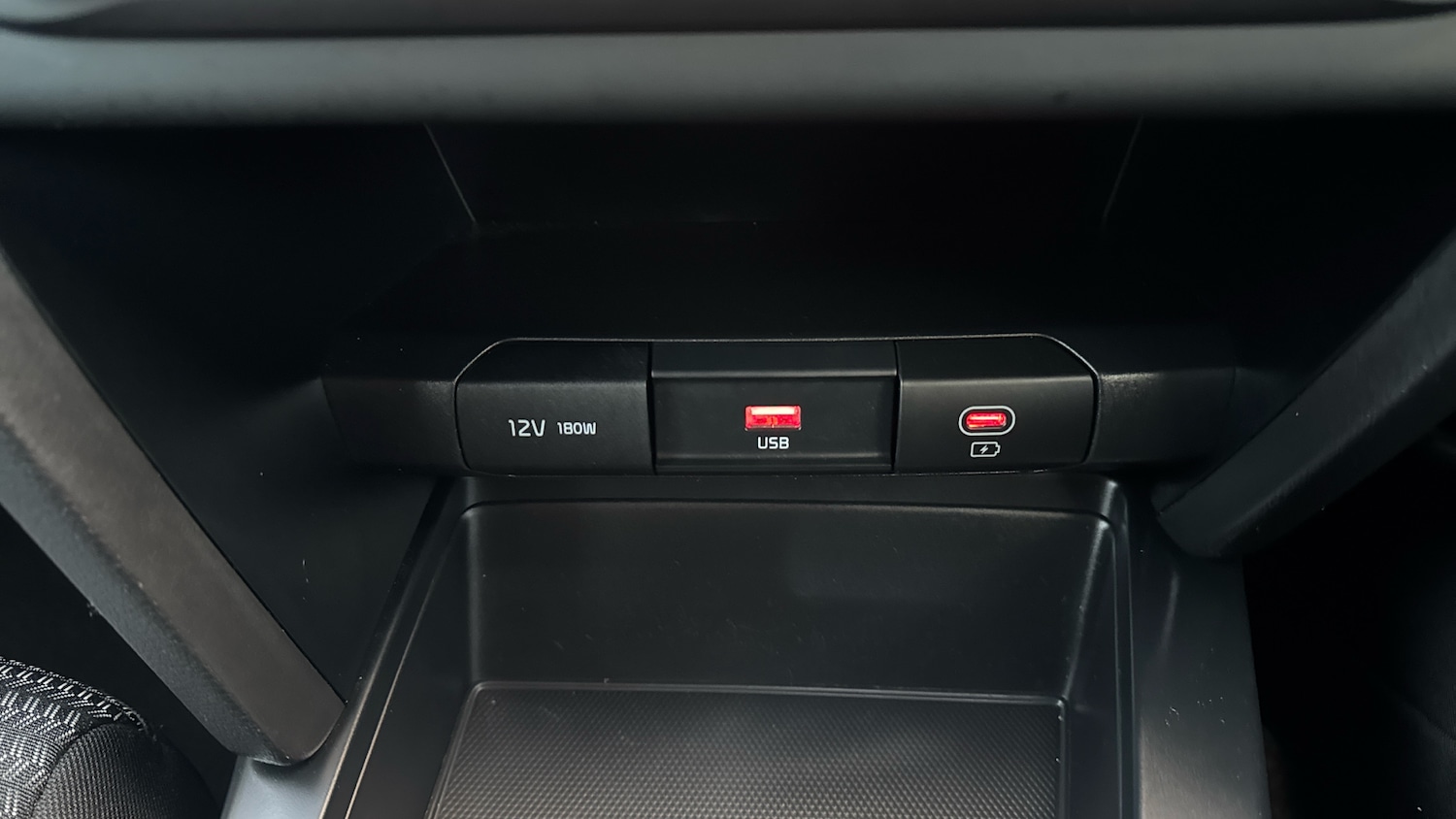 Used Kia XCeed 2023 for sale - 76684727: Photo 31