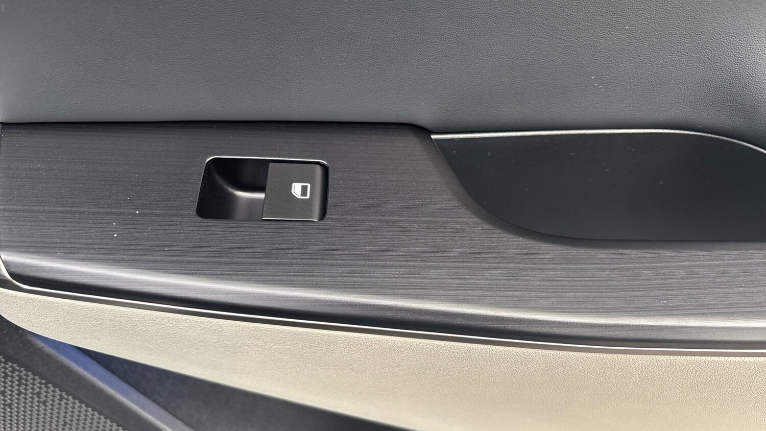 Used Kia EV6 2025 for sale - 76493693: Photo 48