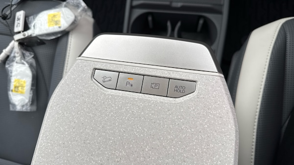 Used Kia EV3 2025 for sale - 76143097: Photo 32