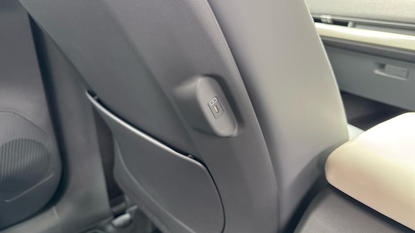Used Kia EV3 2025 for sale - 76143097: Photo 45