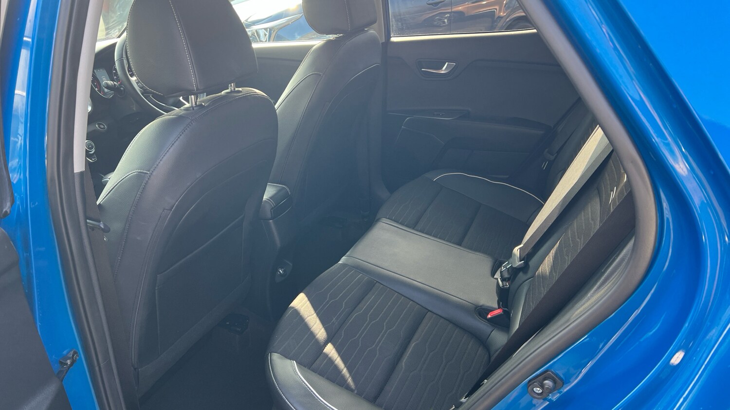 Used Kia Stonic 2024 for sale - 77883769: Photo 16