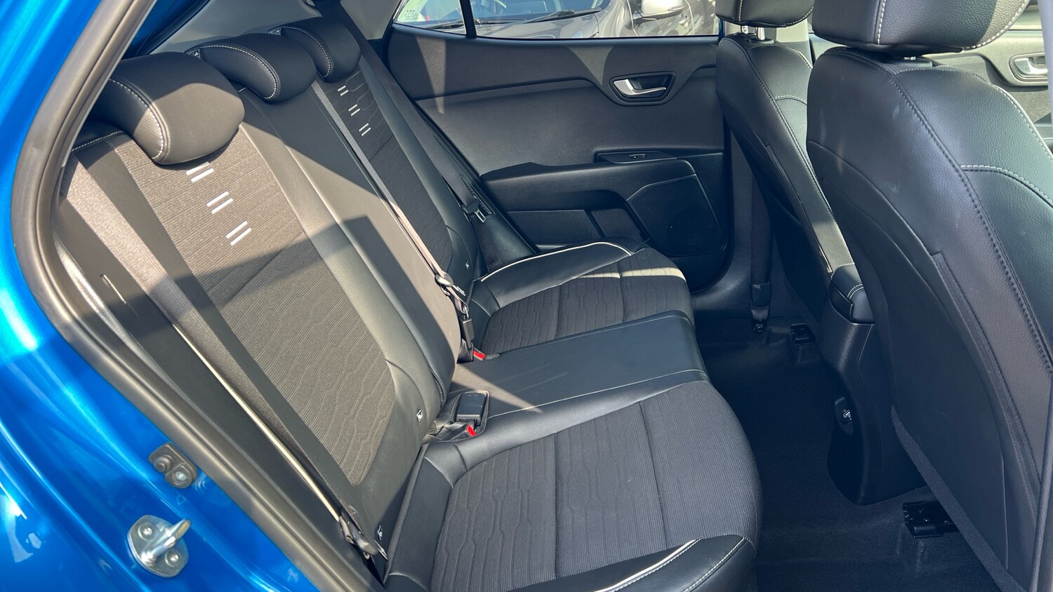 Used Kia Stonic 2024 for sale - 77883769: Photo 25