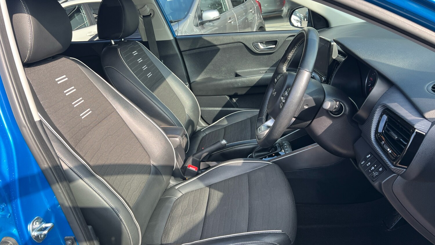 Used Kia Stonic 2024 for sale - 77883769: Photo 27