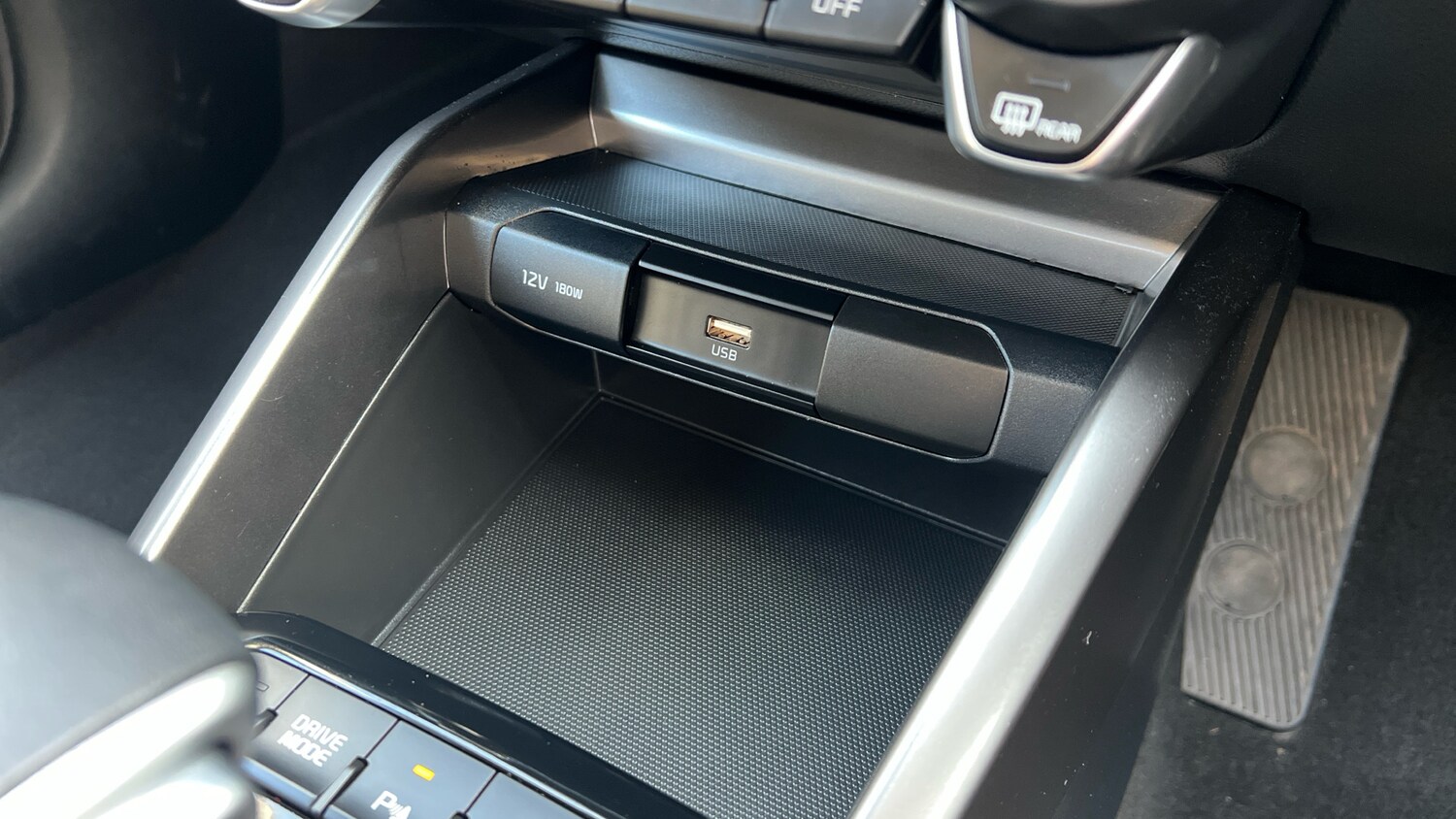 Used Kia Stonic 2024 for sale - 77883769: Photo 39