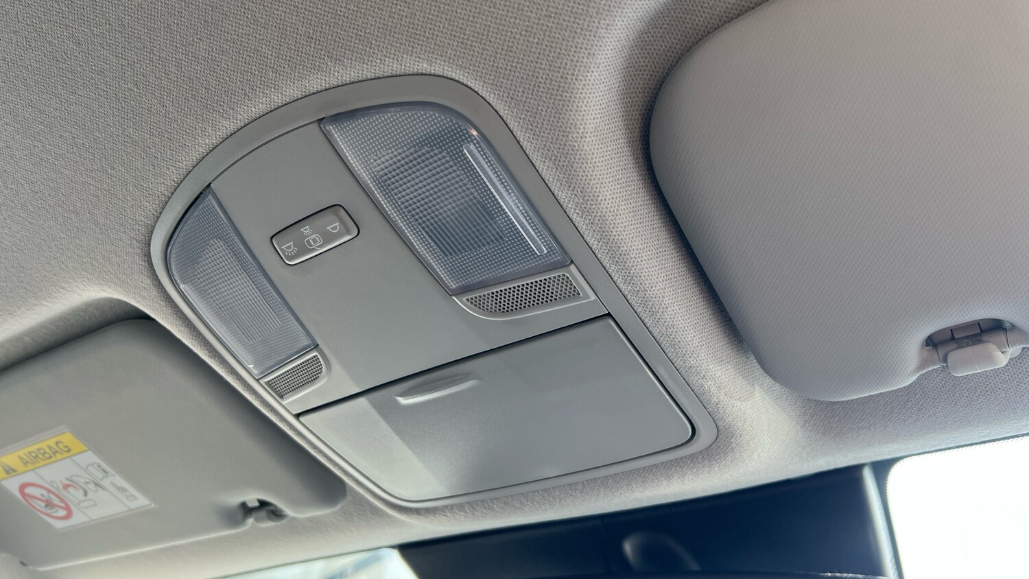 Used Kia Stonic 2024 for sale - 77883769: Photo 46