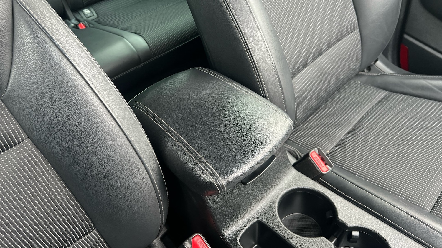 Used Kia Sportage 2018 for sale - 77170299: Photo 47