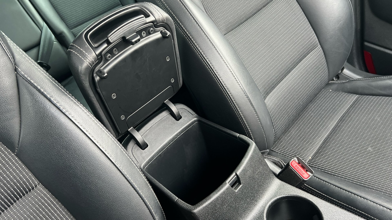 Used Kia Sportage 2018 for sale - 77170299: Photo 48