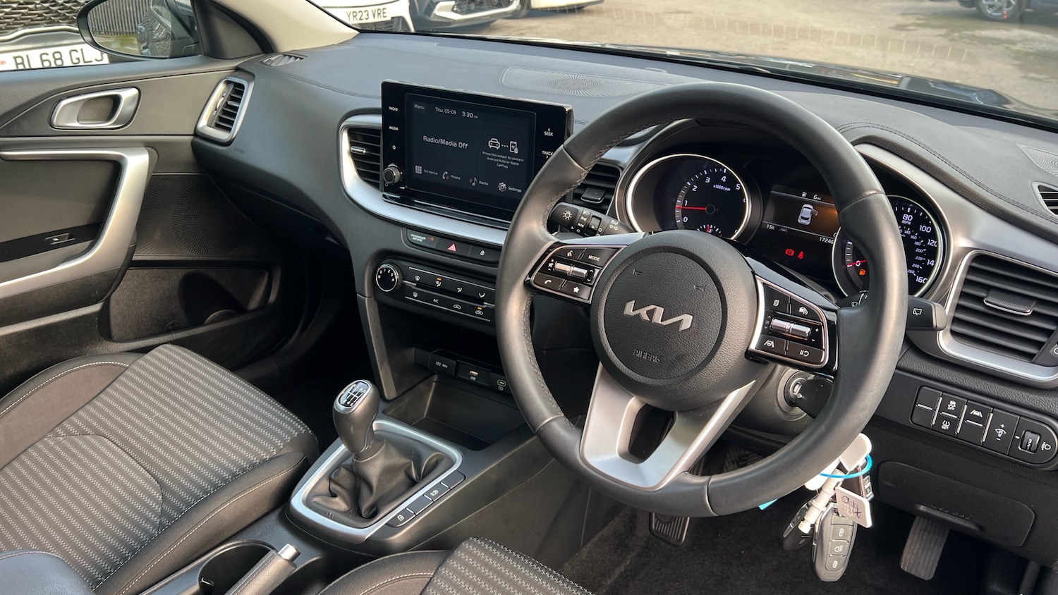 Used Kia XCeed 2023 for sale - 77847649: Photo 11