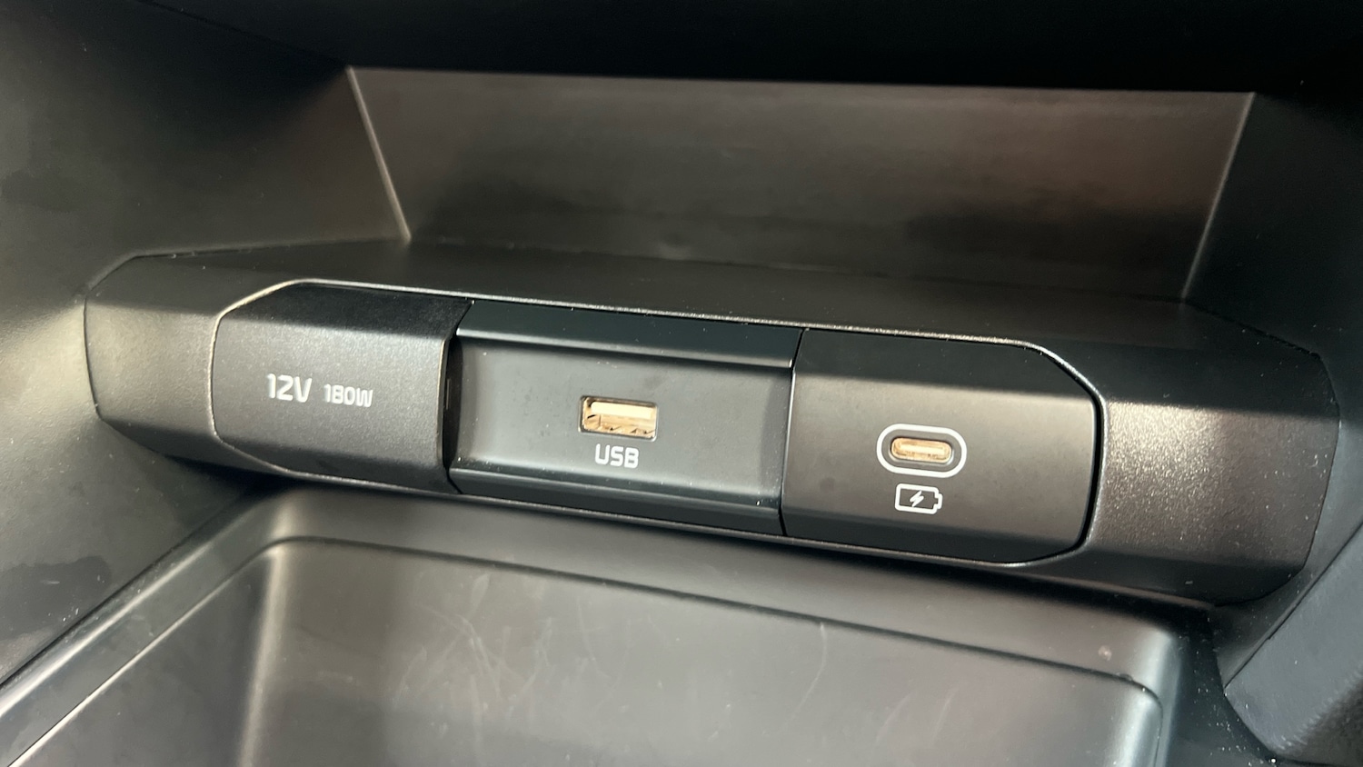 Used Kia XCeed 2023 for sale - 77847649: Photo 36