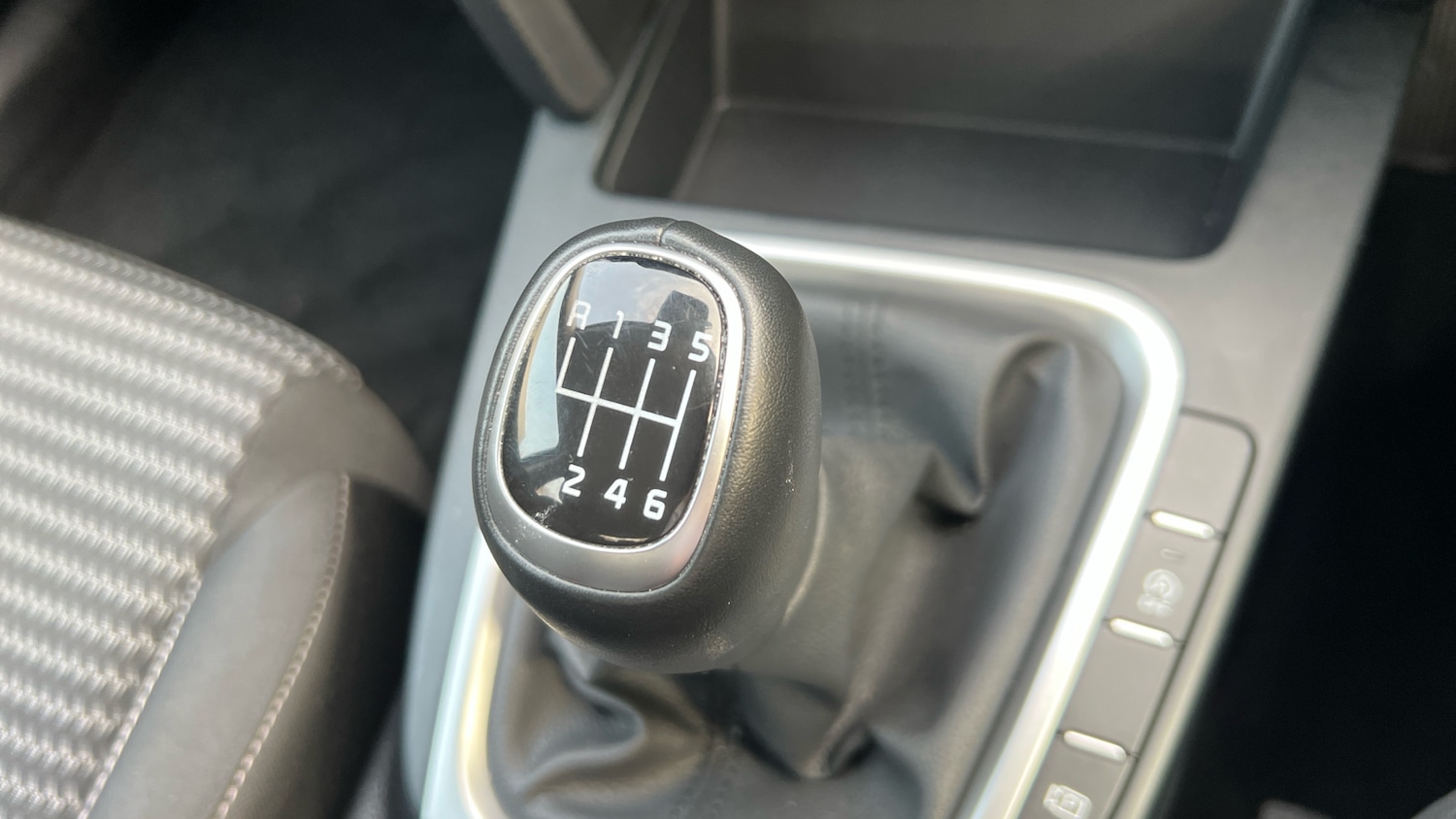 Used Kia XCeed 2023 for sale - 77847649: Photo 38