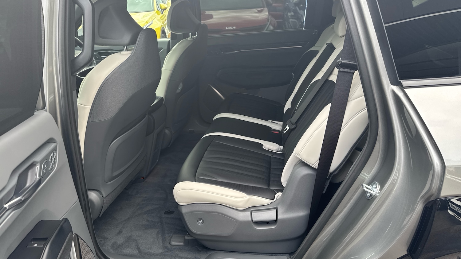 Used Kia EV9 2025 for sale - 77326005: Photo 16