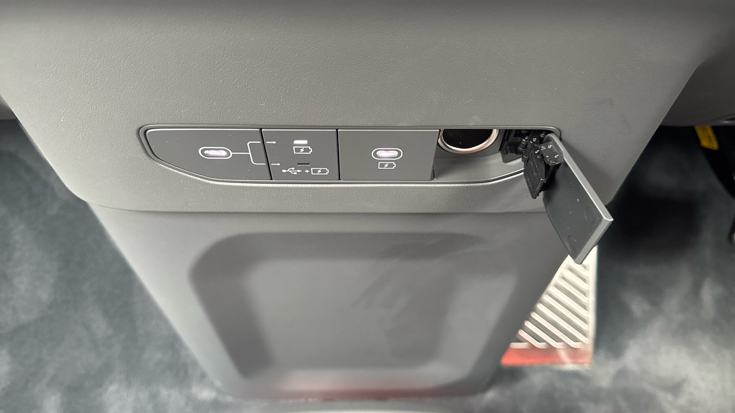 Used Kia EV9 2025 for sale - 77326005: Photo 31