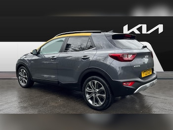 Used Kia Stonic 2023 for sale - 77656085: Photo