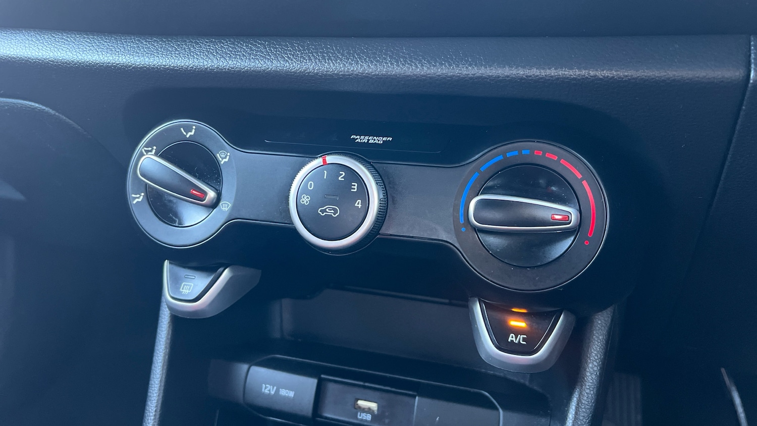 Used Kia Picanto 2023 for sale - 76799037: Photo 33