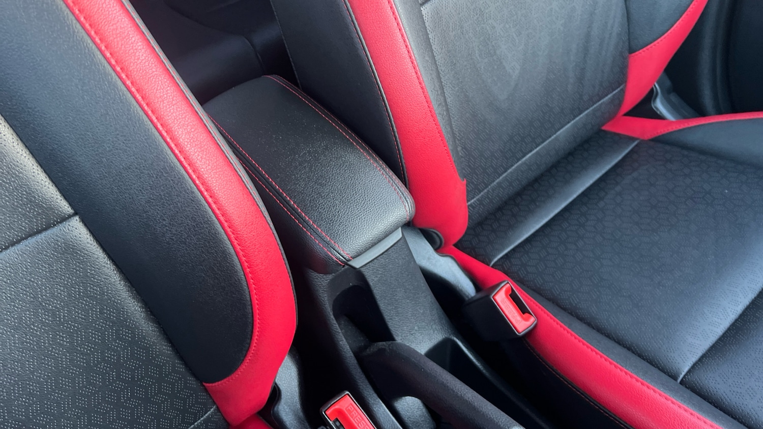 Used Kia Picanto 2023 for sale - 76799037: Photo 40