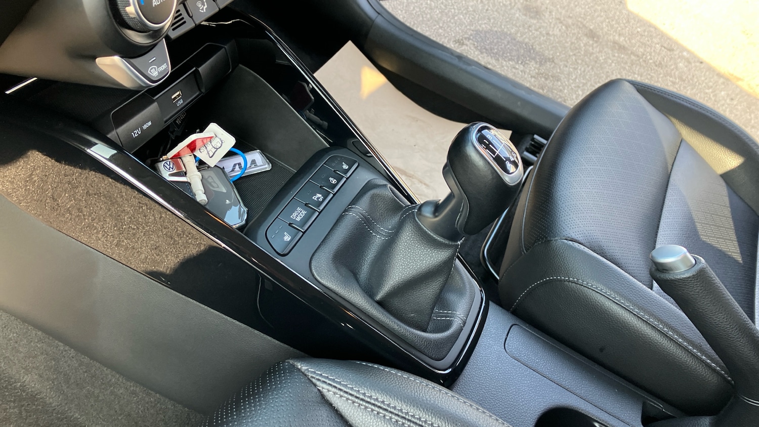 Used Kia Stonic 2023 for sale - 78000828: Photo 13