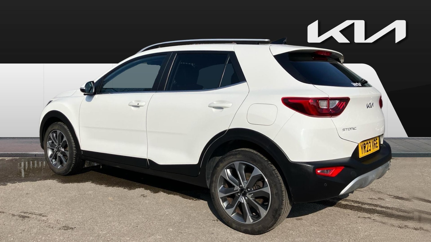 Used Kia Stonic 2023 for sale - 78000828: Photo 2