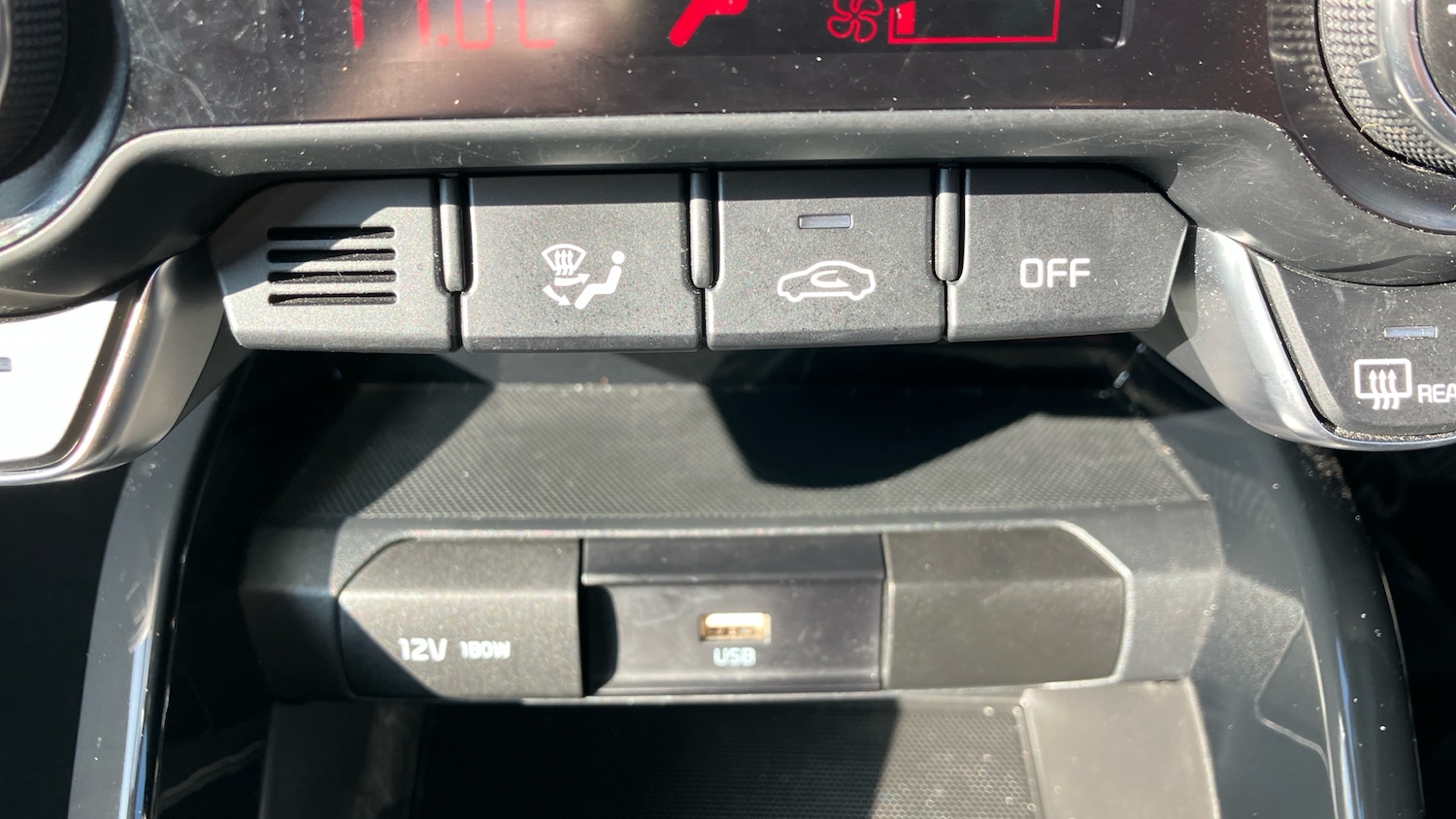 Used Kia Stonic 2023 for sale - 78000828: Photo 35