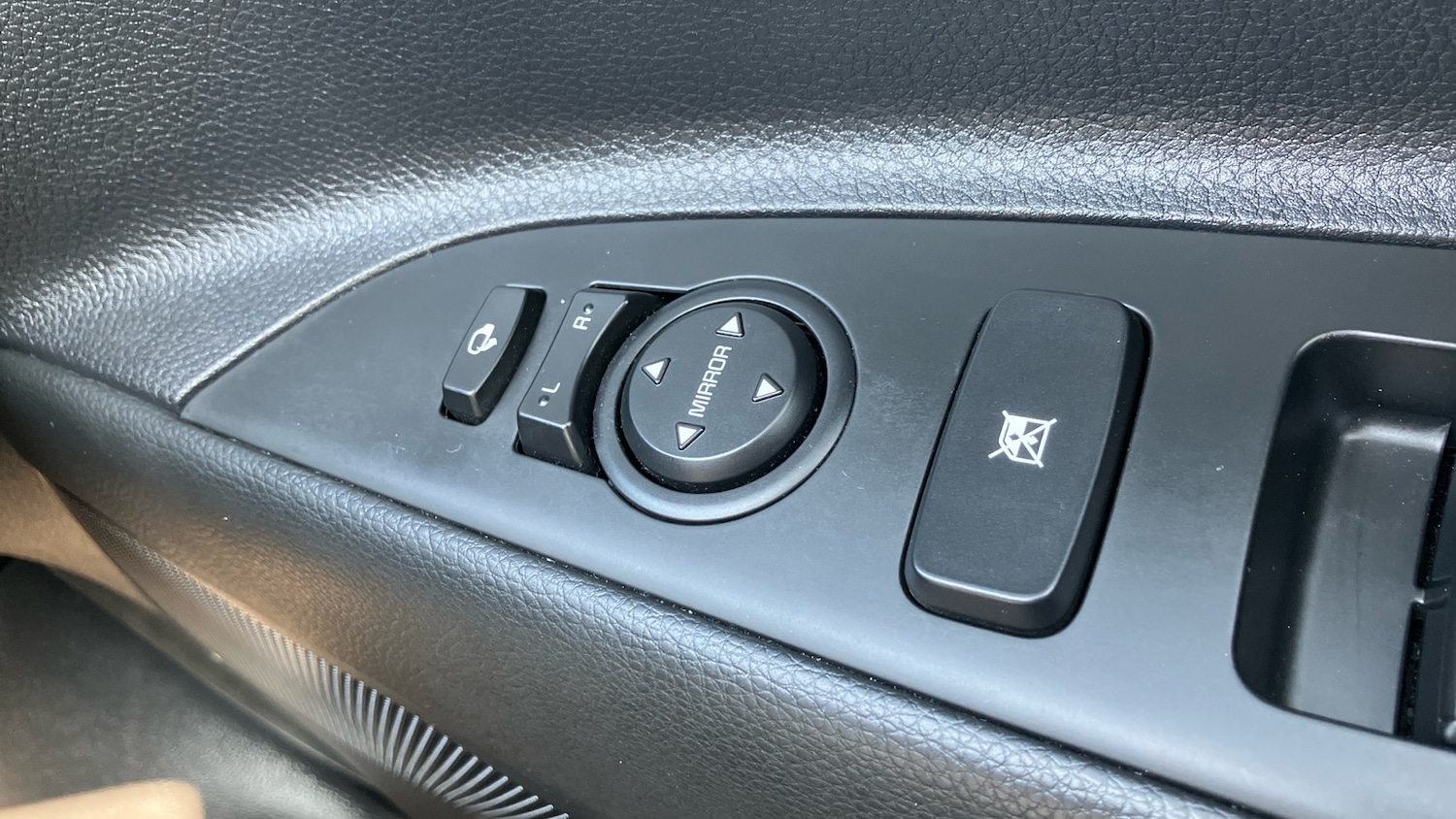 Used Kia Stonic 2023 for sale - 78000828: Photo 48