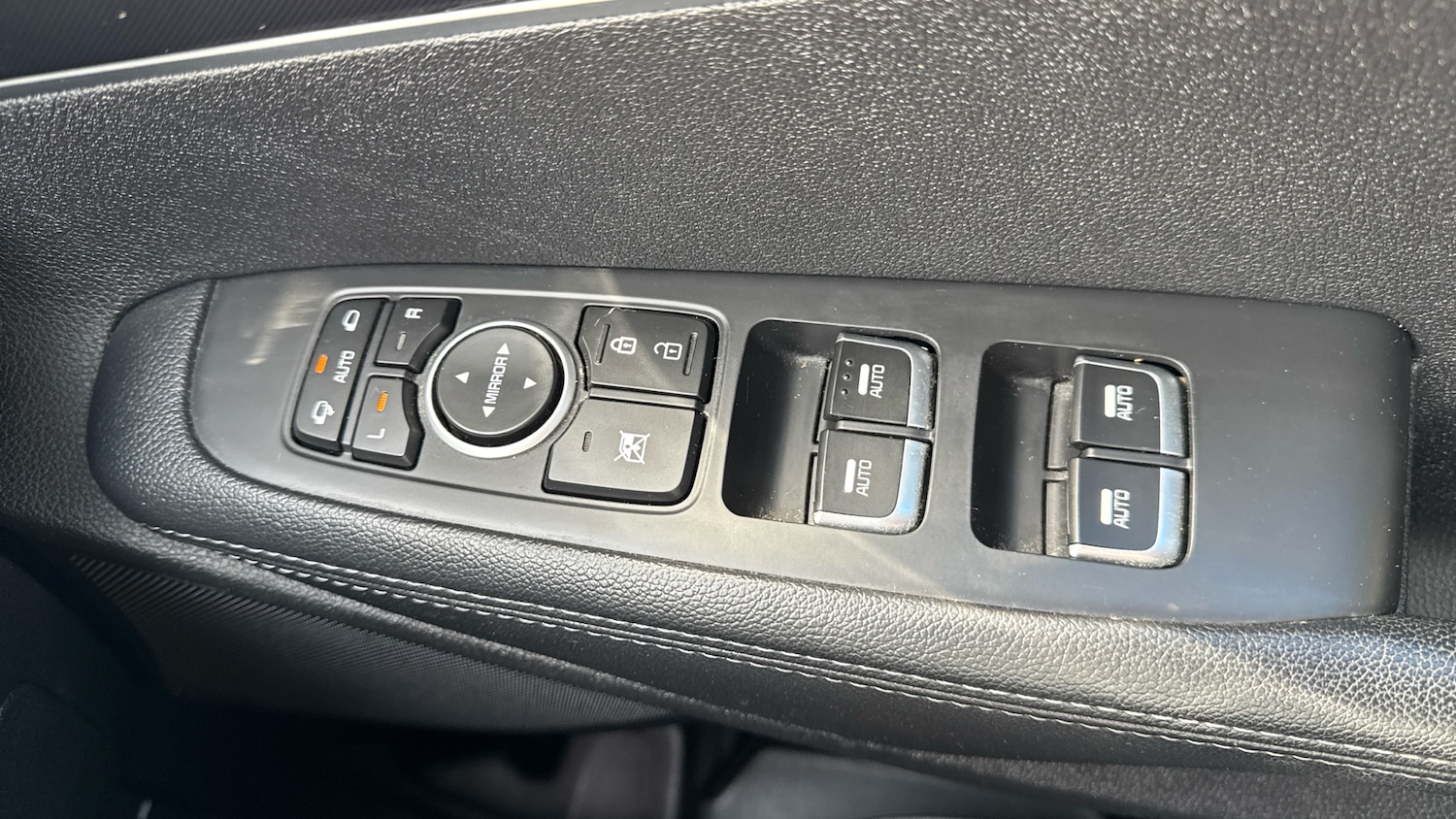 Used Kia Sorento 2017 for sale - 78199415: Photo 27