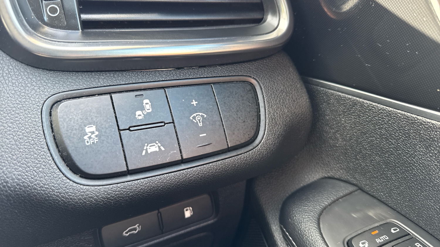 Used Kia Sorento 2017 for sale - 78199415: Photo 28