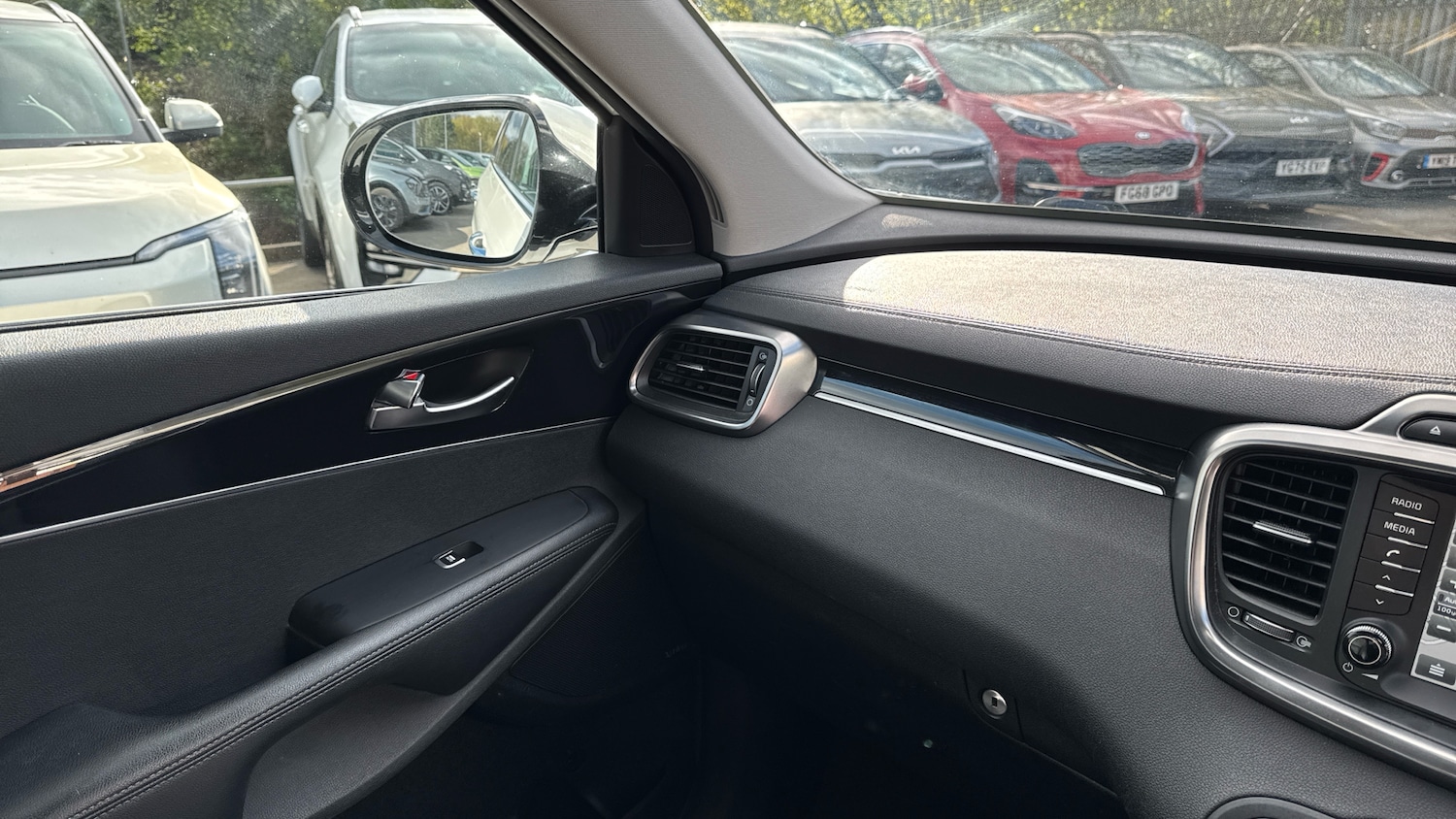 Used Kia Sorento 2017 for sale - 78199415: Photo 43