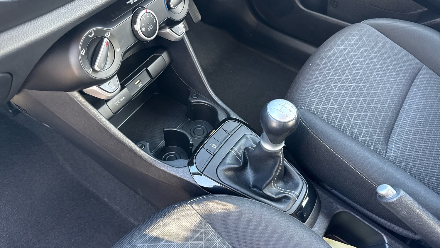 Used Kia Picanto 2023 for sale - 78131685: Photo 13