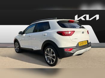Used Kia Stonic 2019 for sale - 79693416: Photo