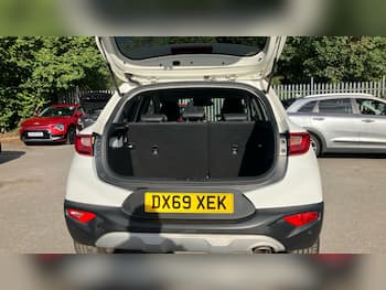 Used Kia Stonic 2019 for sale - 79693416: Photo