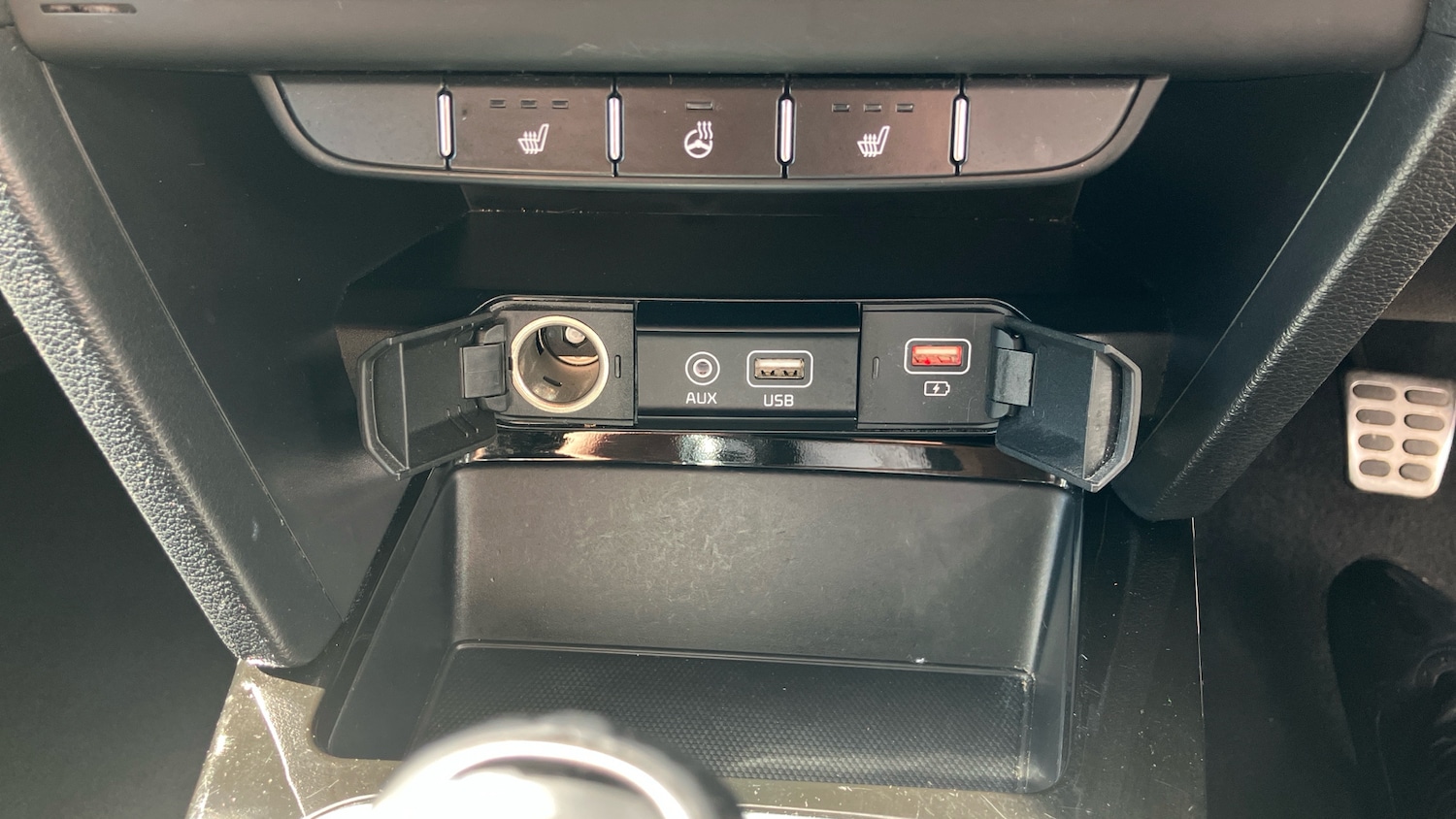 Vehicle 28
