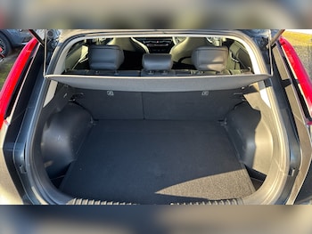 Used Kia Niro 2024 for sale - 76799030: Photo