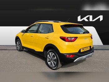 Used Kia Stonic 2023 for sale - 78691833: Photo