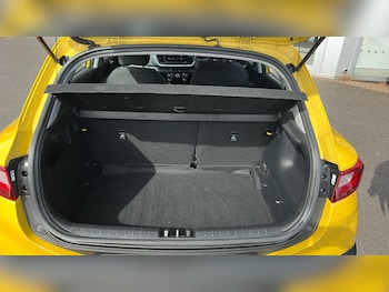 Used Kia Stonic 2023 for sale - 78691833: Photo