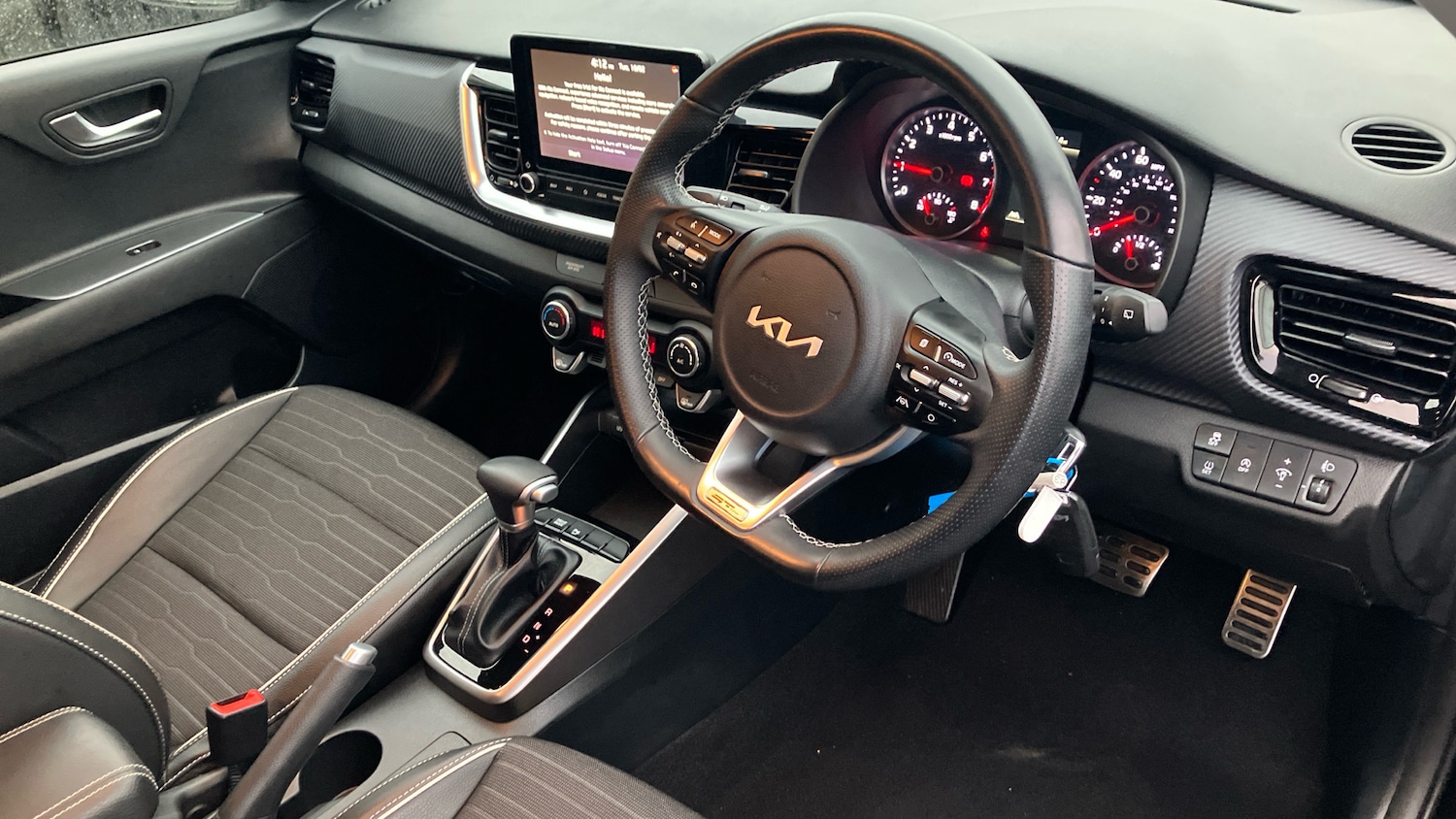 Used Kia Stonic 2024 for sale - 77528045: Photo 11