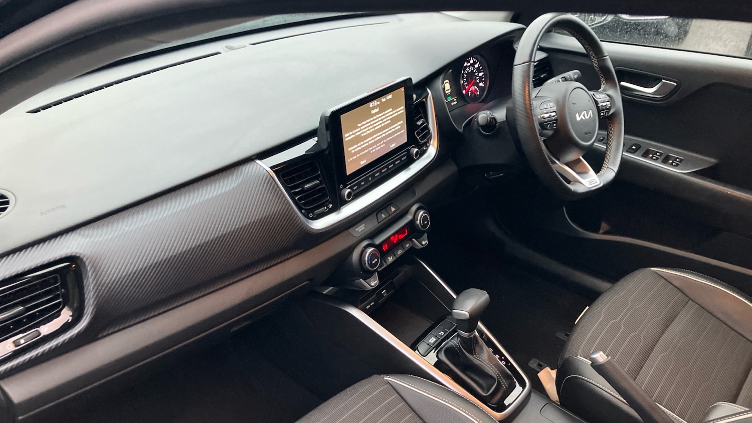 Used Kia Stonic 2024 for sale - 77528045: Photo 14