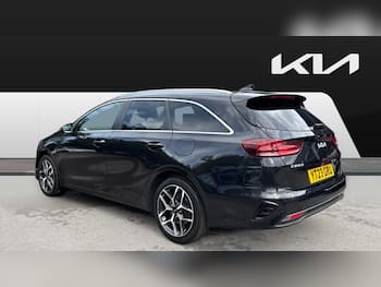 Used Kia Ceed 2023 for sale - 79736055: Photo