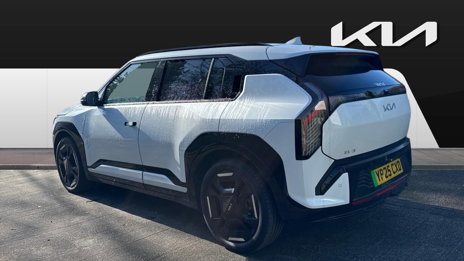 Used Kia EV3 2025 for sale - 77935159: Photo 2