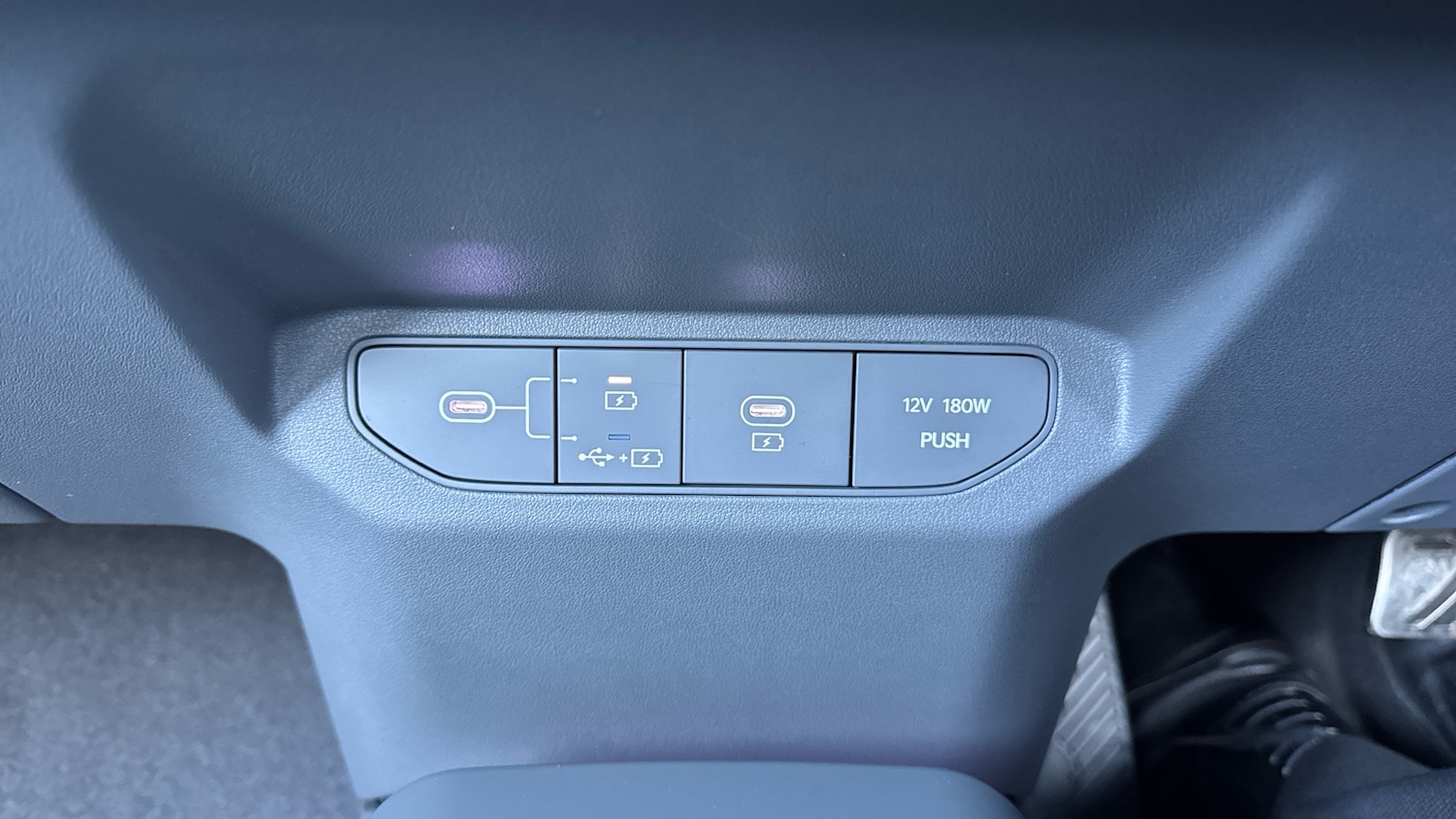 Used Kia EV3 2025 for sale - 77935159: Photo 32