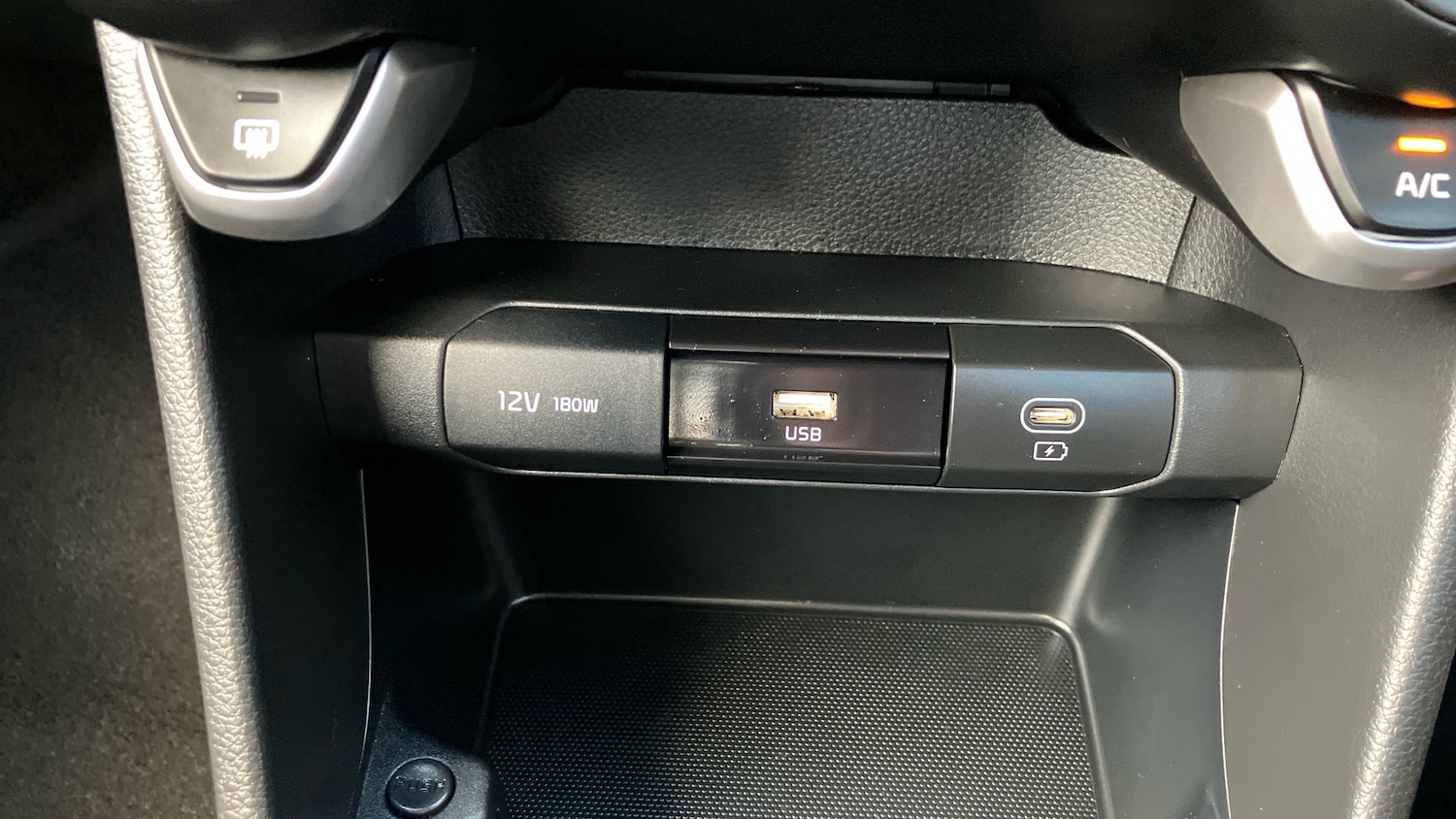 Used Kia Picanto 2024 for sale - 76663614: Photo 31