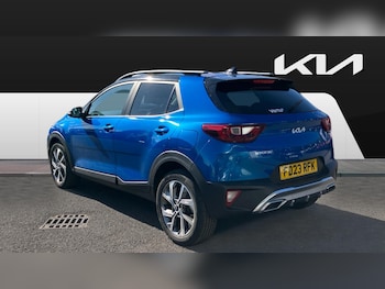 Used Kia Stonic 2023 for sale - 79482717: Photo