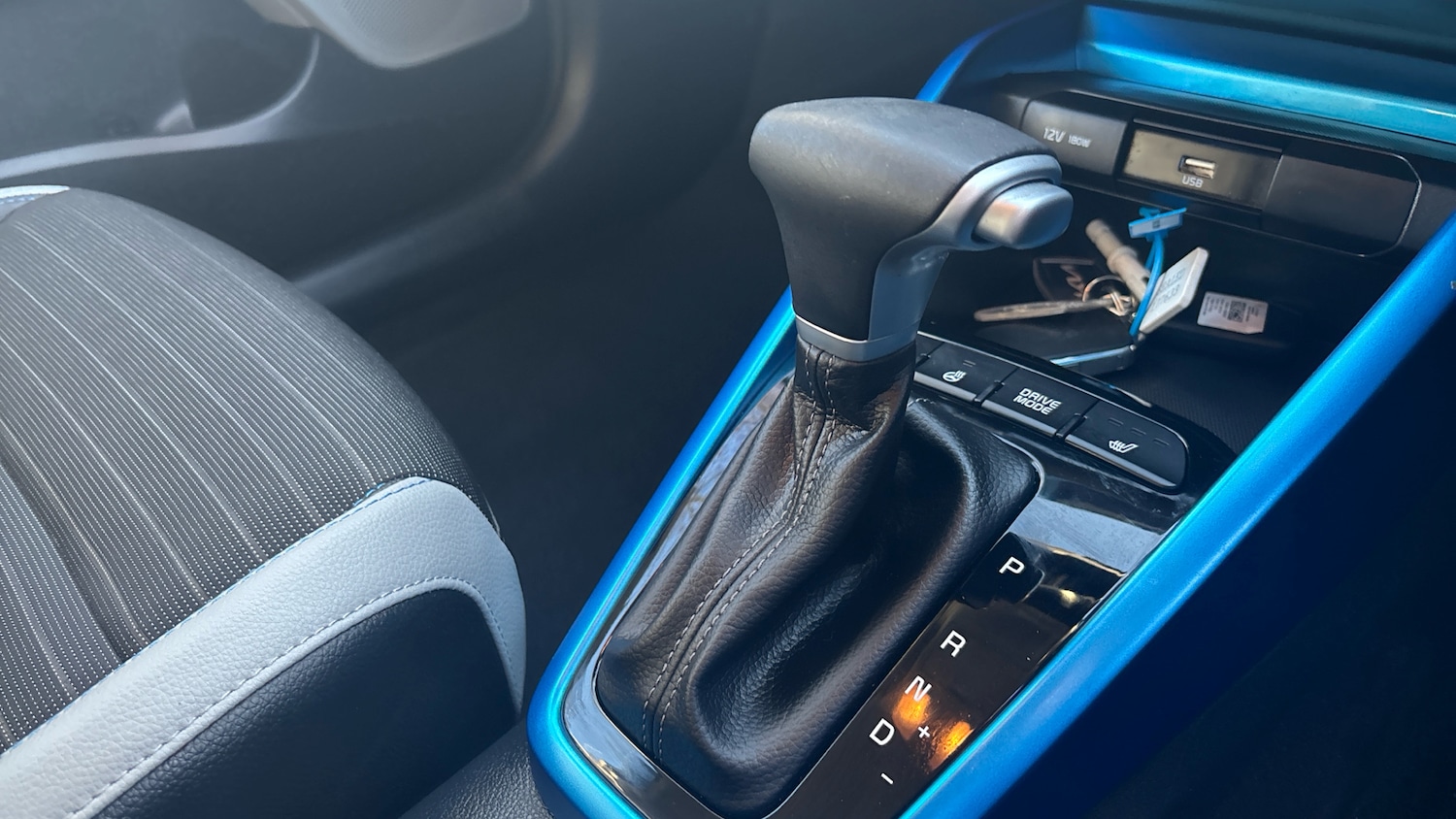 Used Kia Stonic 2024 for sale - 76737924: Photo 13