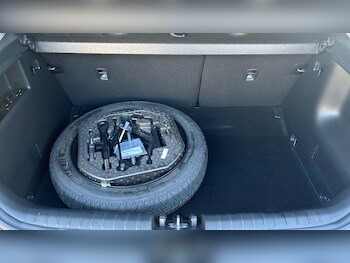 Used Kia Stonic 2024 for sale - 76737924: Photo