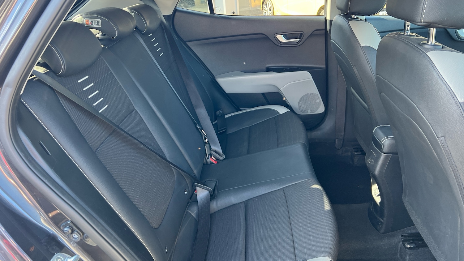 Used Kia Stonic 2019 for sale - 78131345: Photo 23