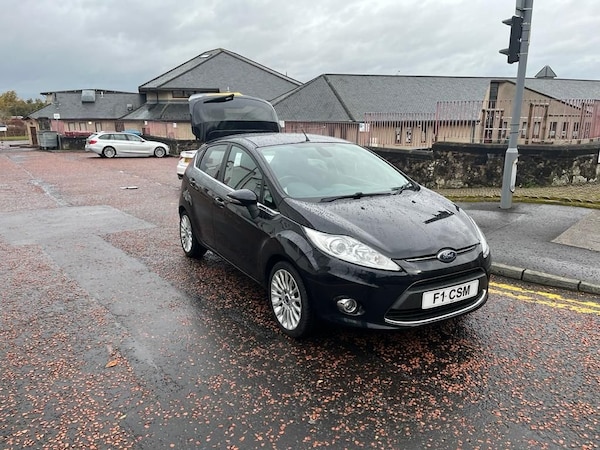 Used Ford Fiesta 2012 for sale - 68708828: Photo 11