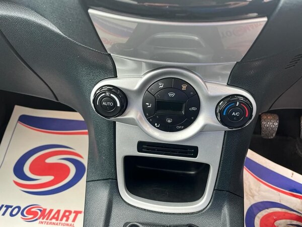 Used Ford Fiesta 2012 for sale - 68708828: Photo 22