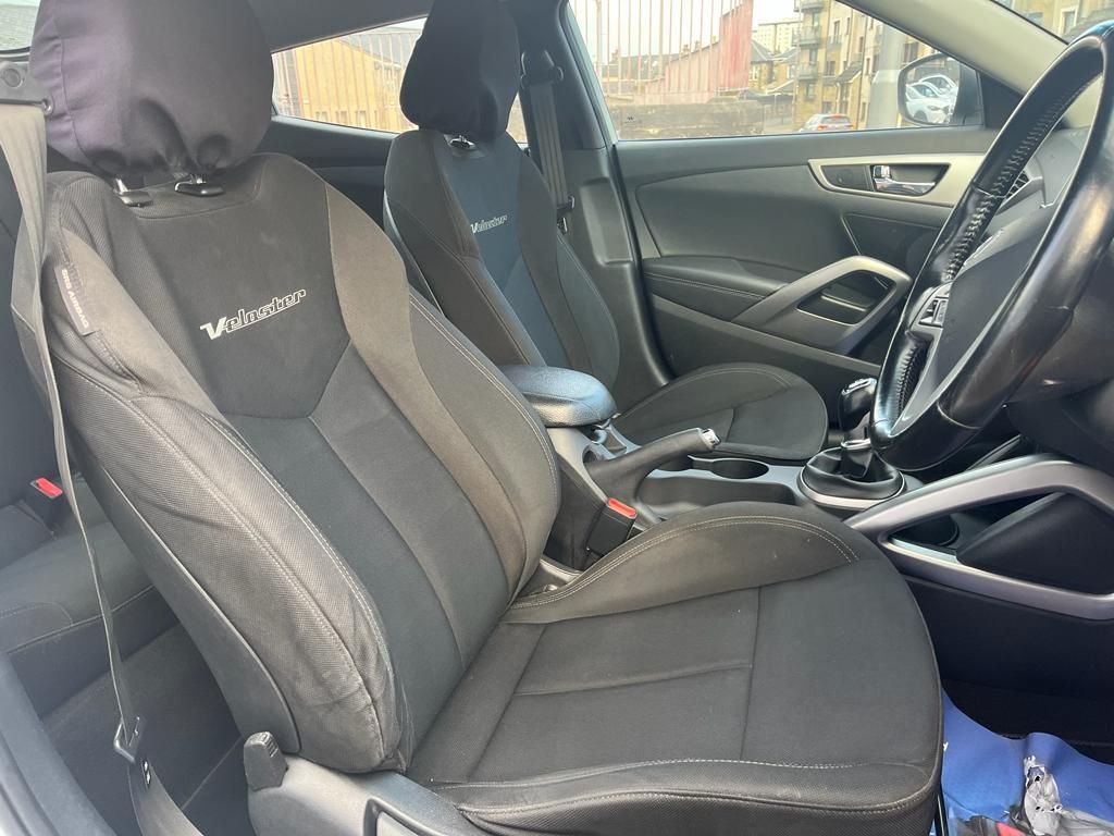 Used Hyundai Veloster 2014 for sale - 77668782: Photo 19